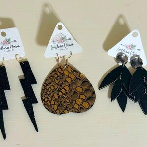 Black and Metallic Dangle Earrings Set